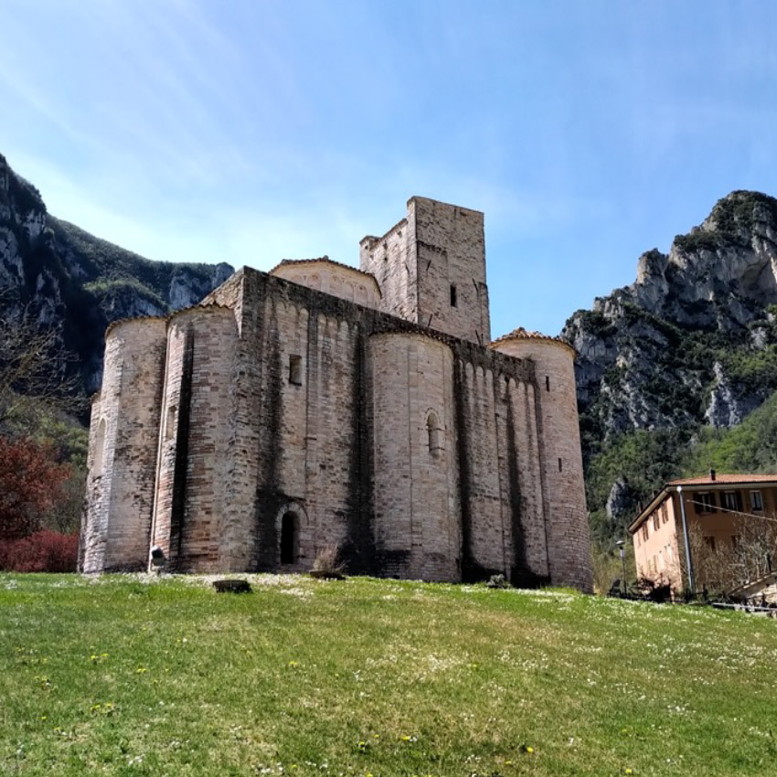 LES MARCHES ET L’EMILIA-ROMAGNA HORS DES SENTIERS BATTUS