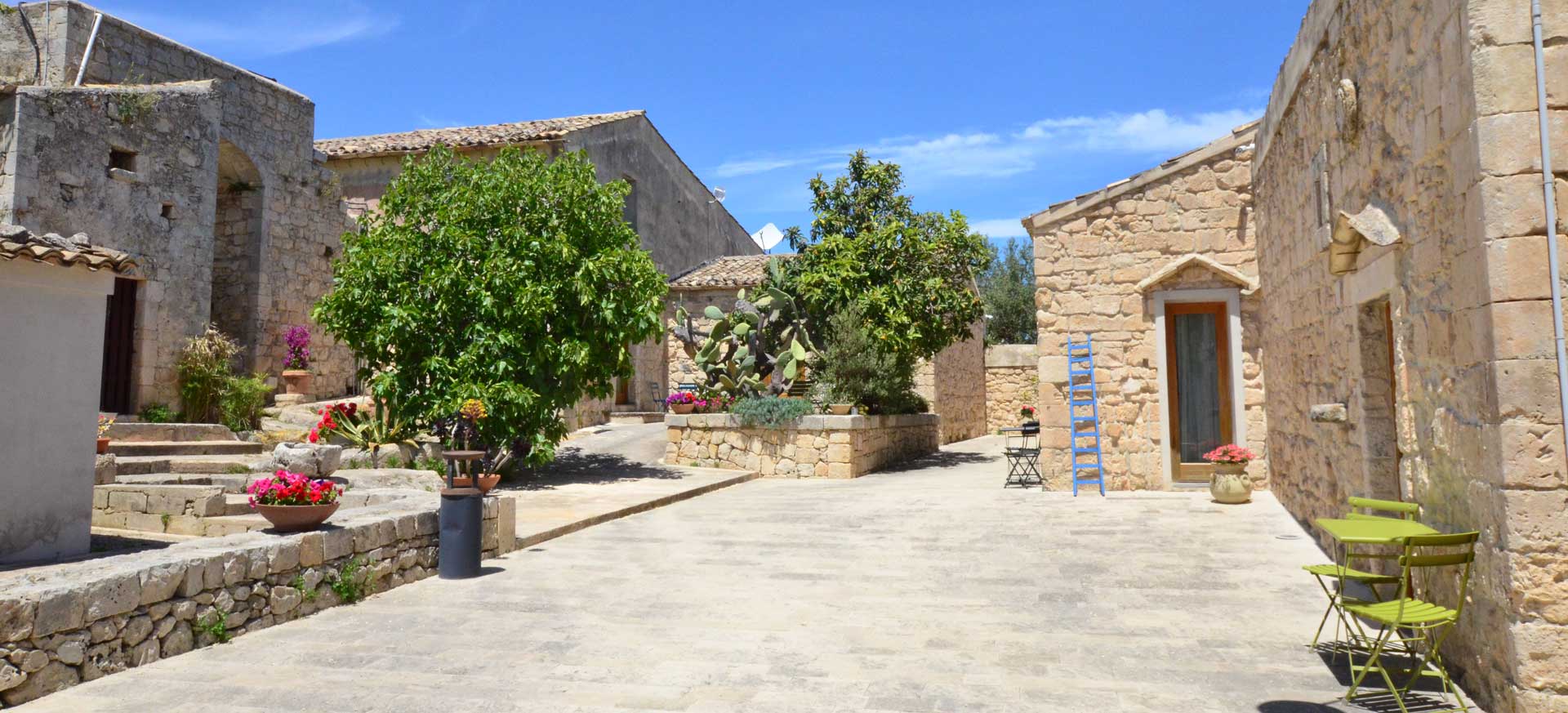 Luxury small hotel Noto