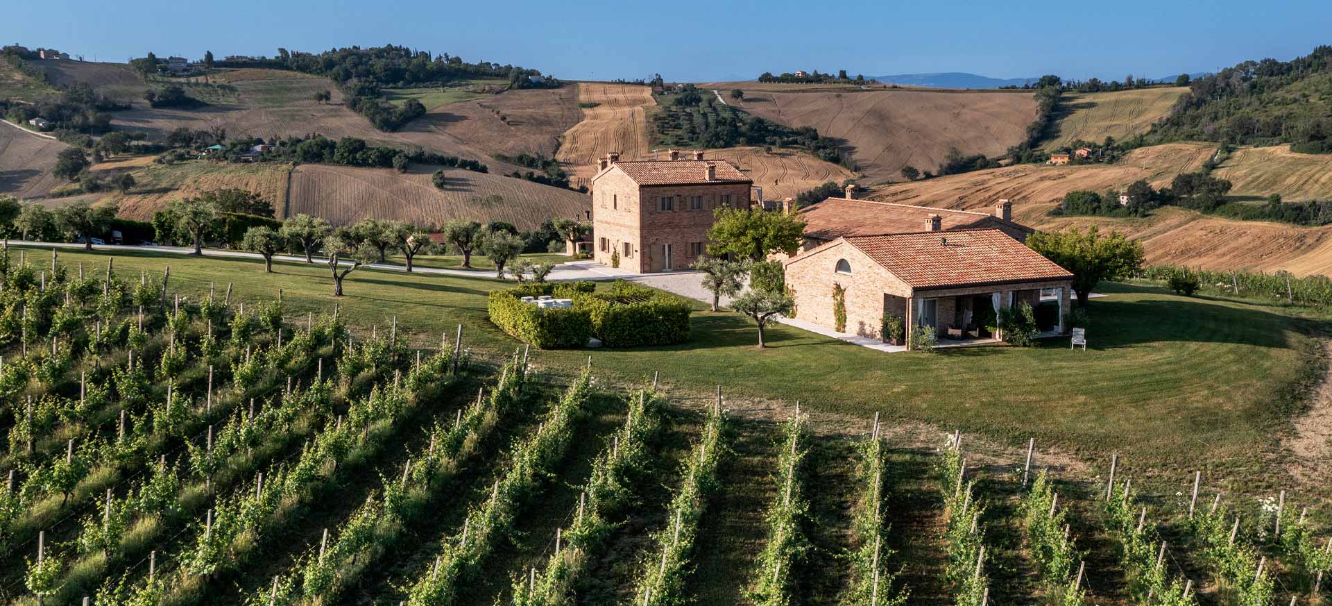 Charming country wine hotel San Marcello - Jesi